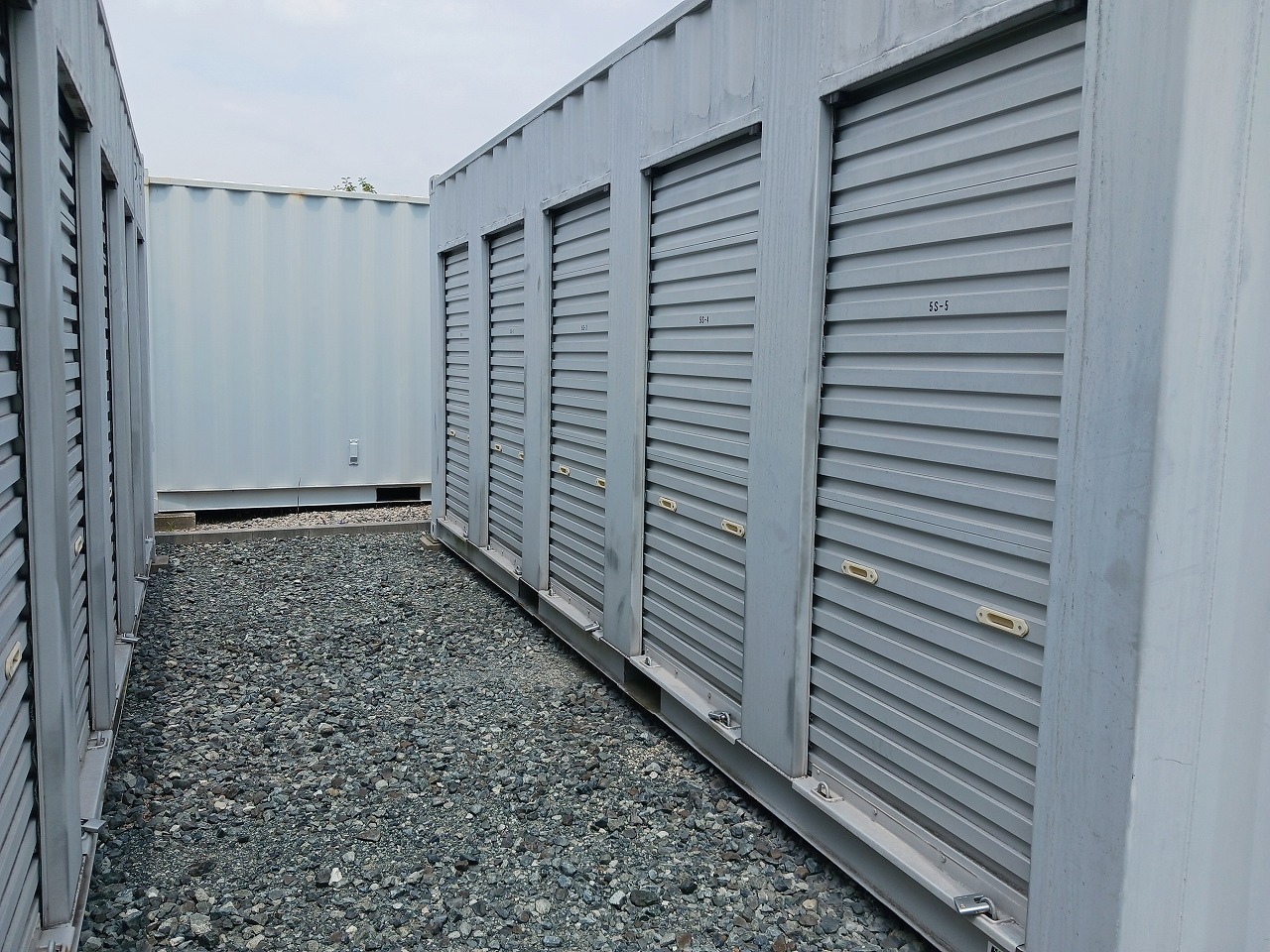 コンテナスクエア 高倉店