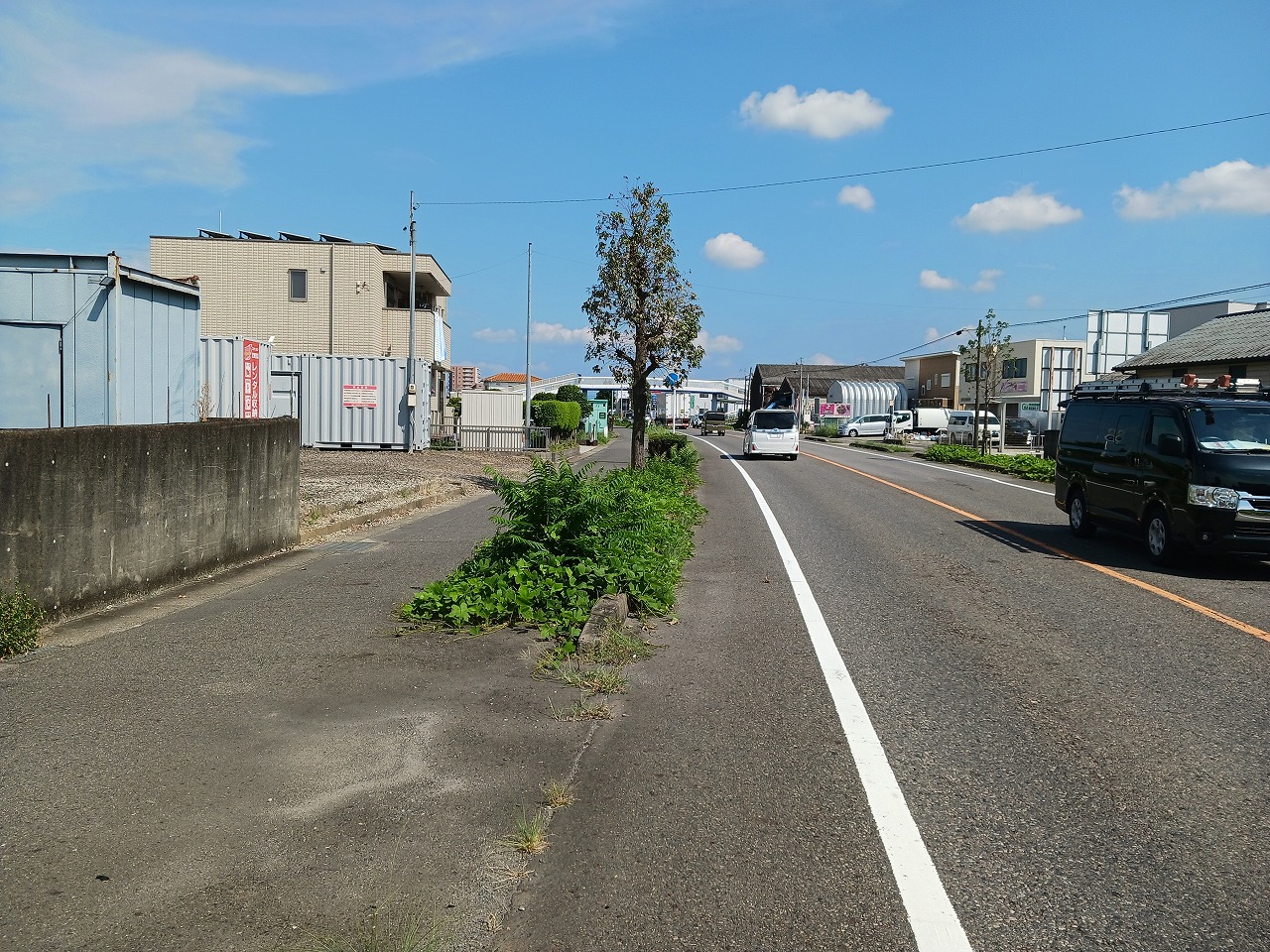 コンテナスクエア 空港前店