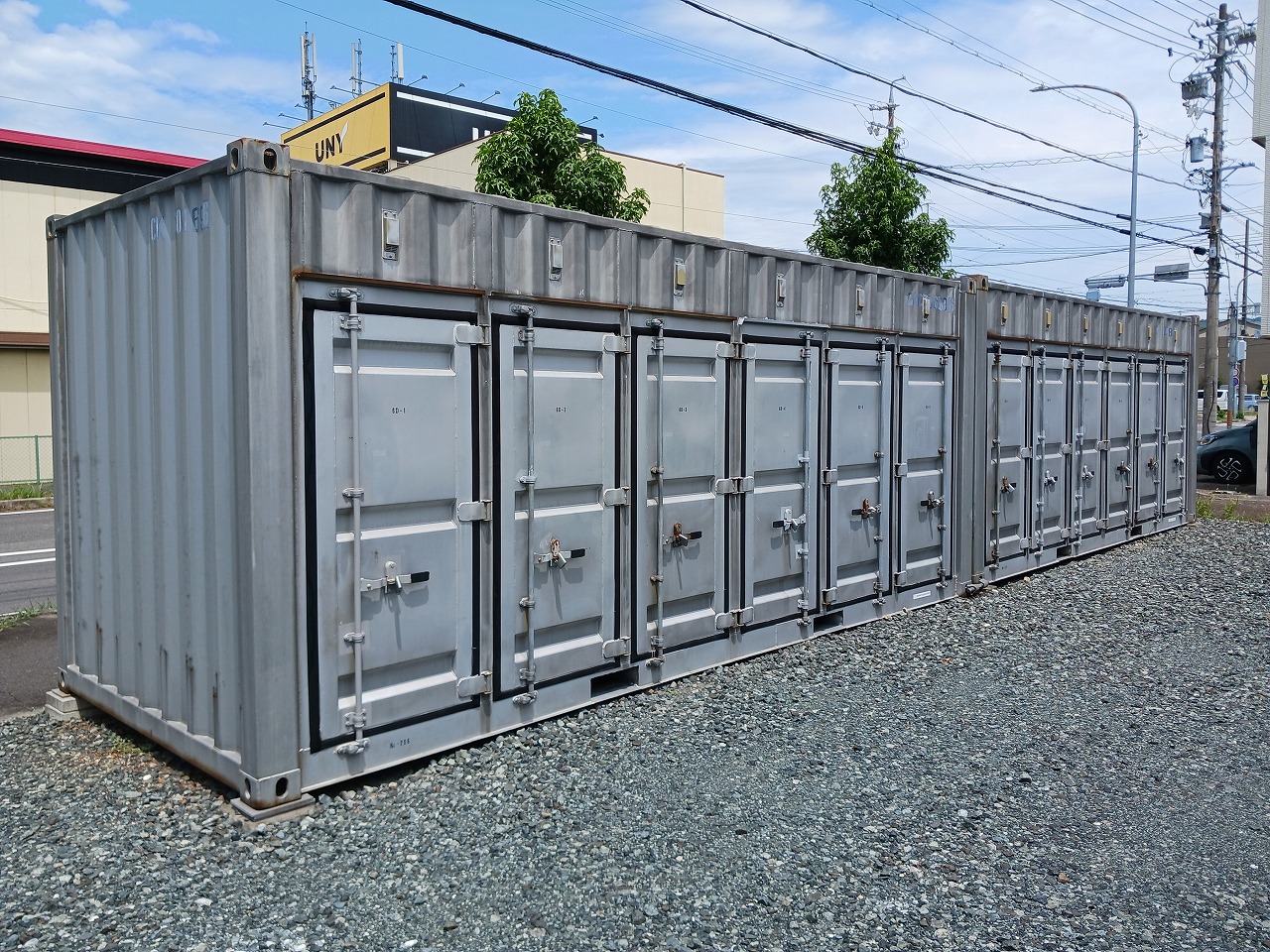 コンテナスクエア 気噴店