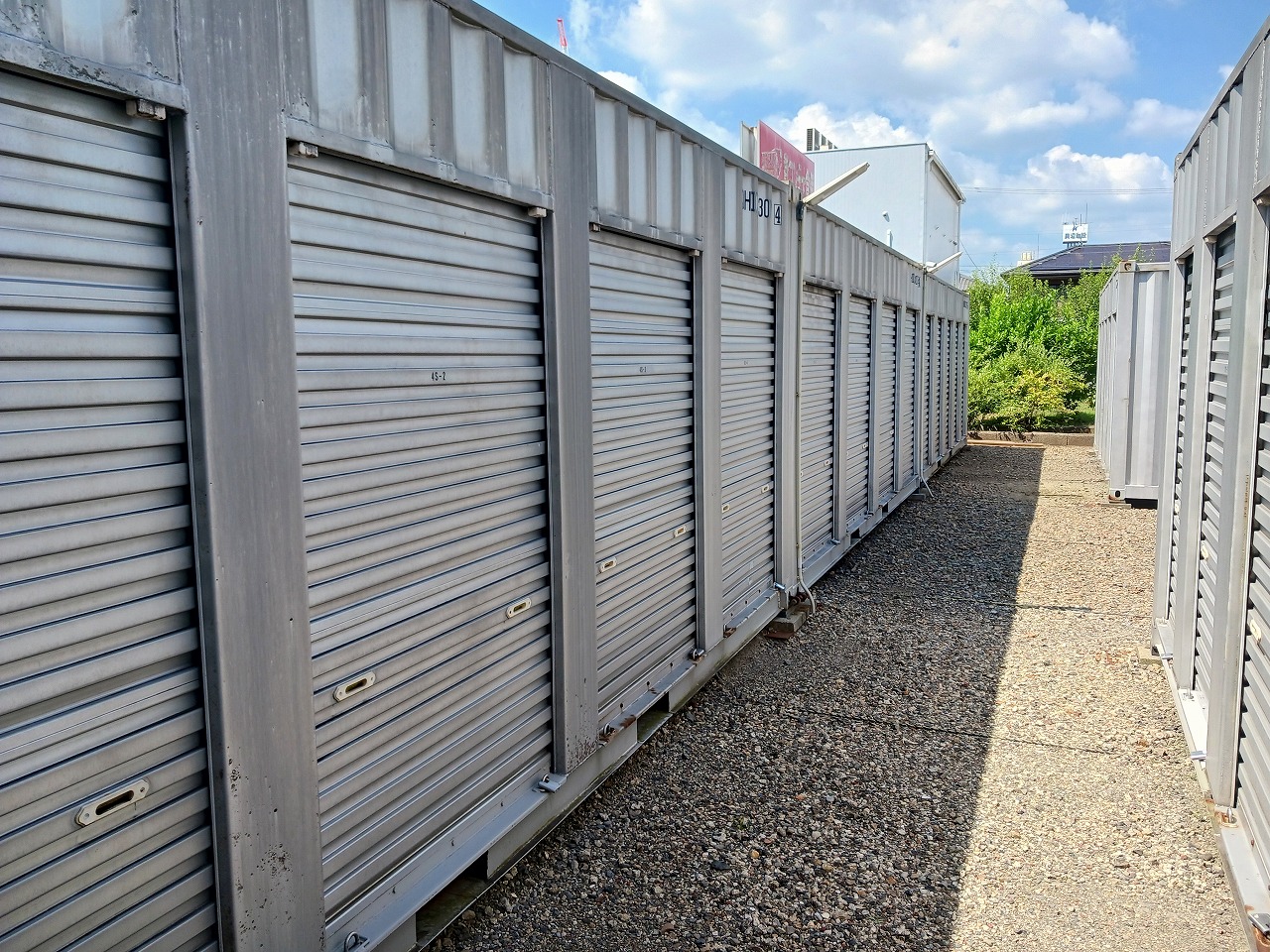 コンテナスクエア 東新町店