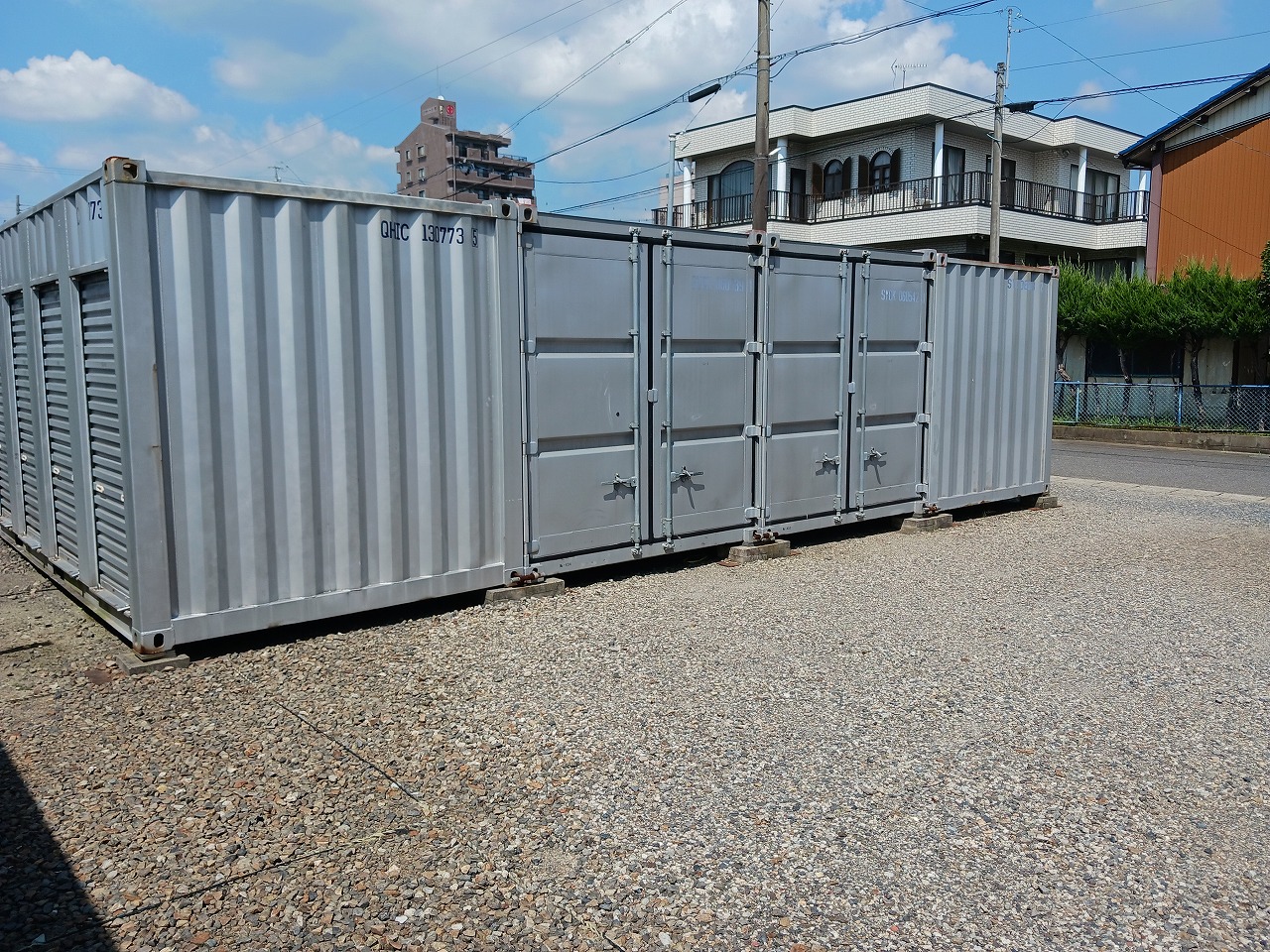 コンテナスクエア 東新町店