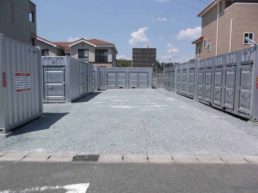 コンテナスクエア 岩崎店