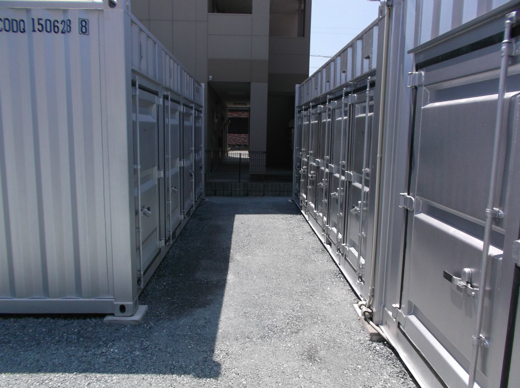 コンテナスクエア 岩崎店