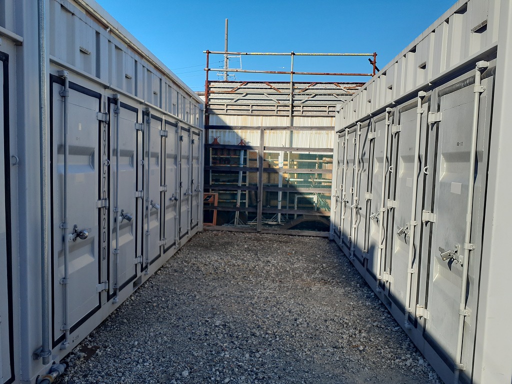 コンテナスクエア 名四町店