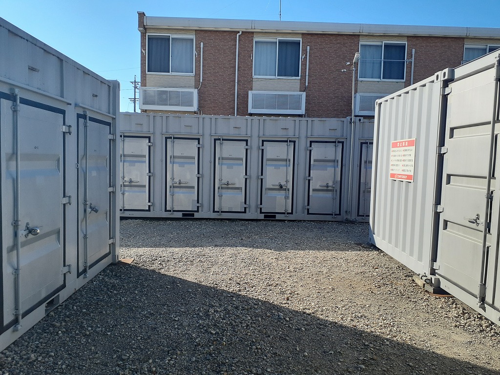 コンテナスクエア 名四町店