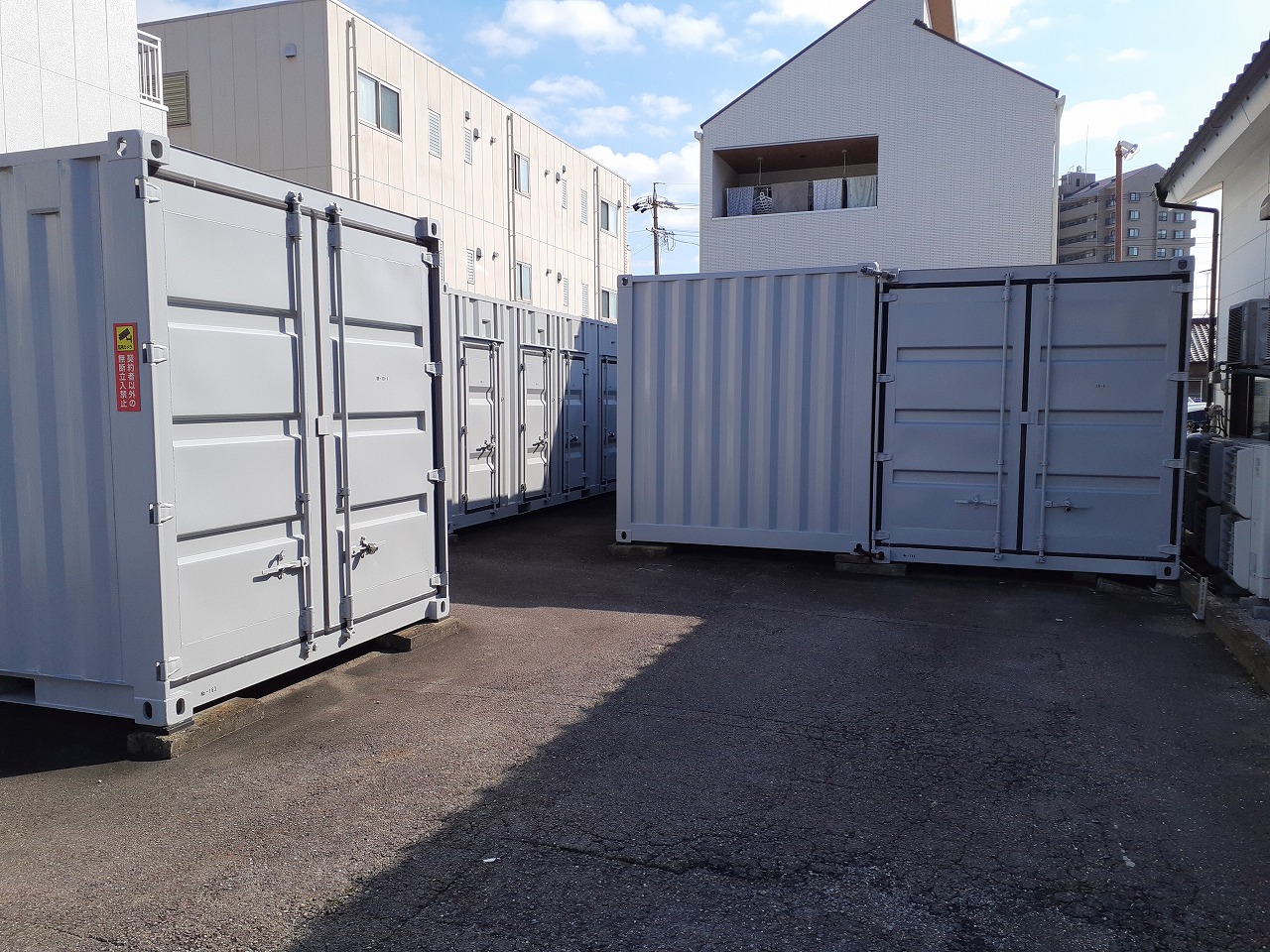 コンテナスクエア 庄内緑地店