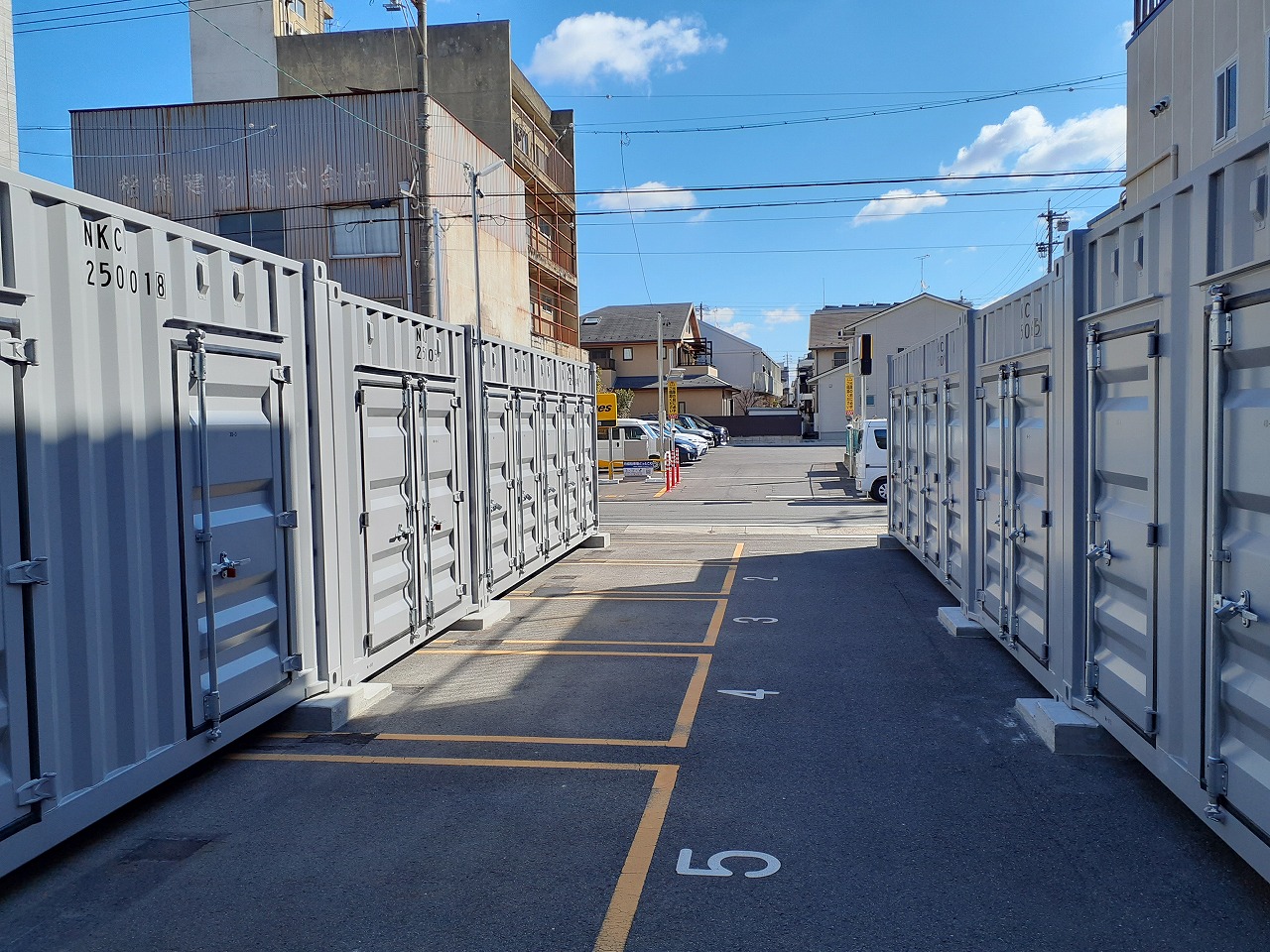 コンテナスクエア 御器所店