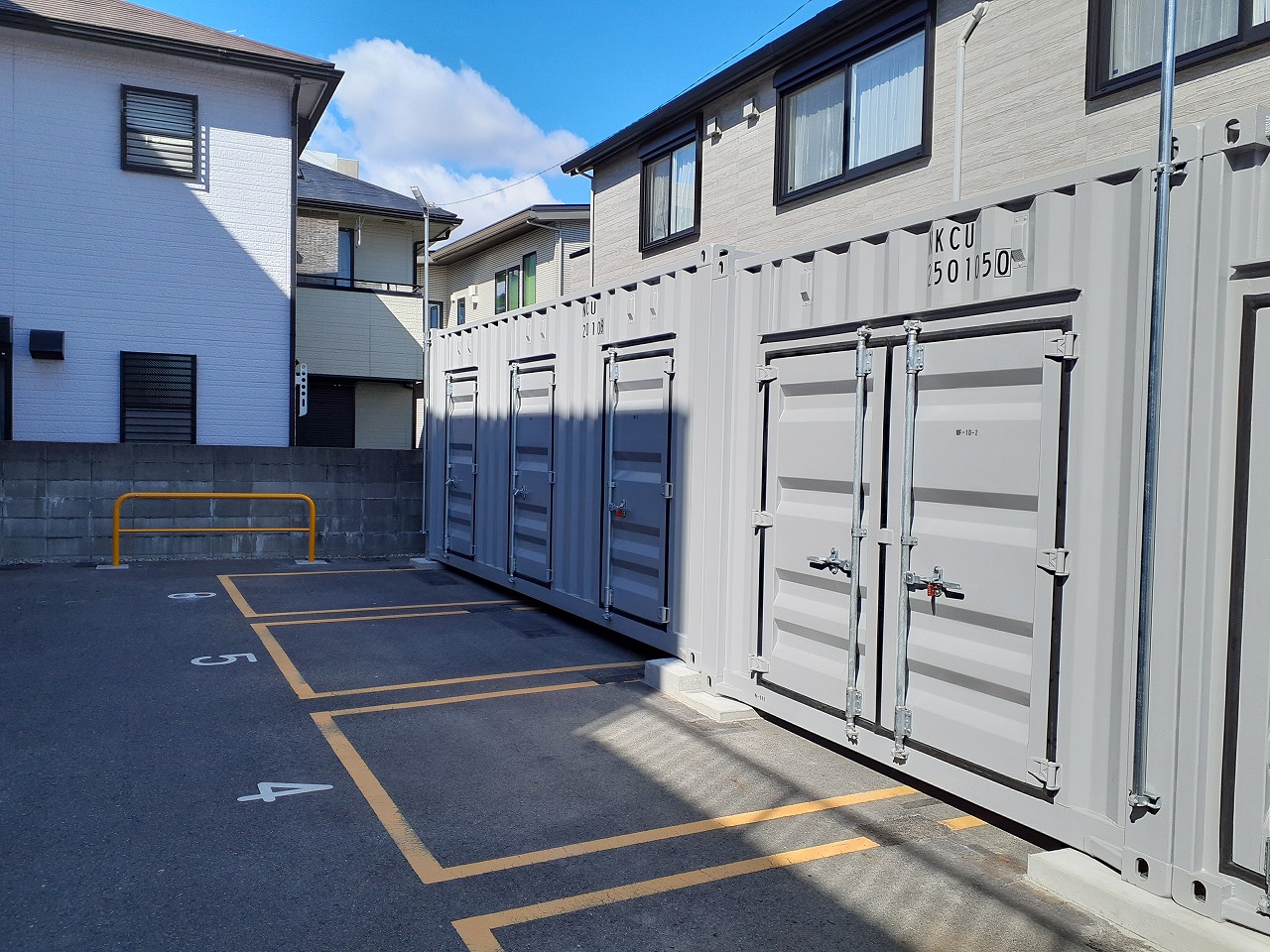 コンテナスクエア 御器所店