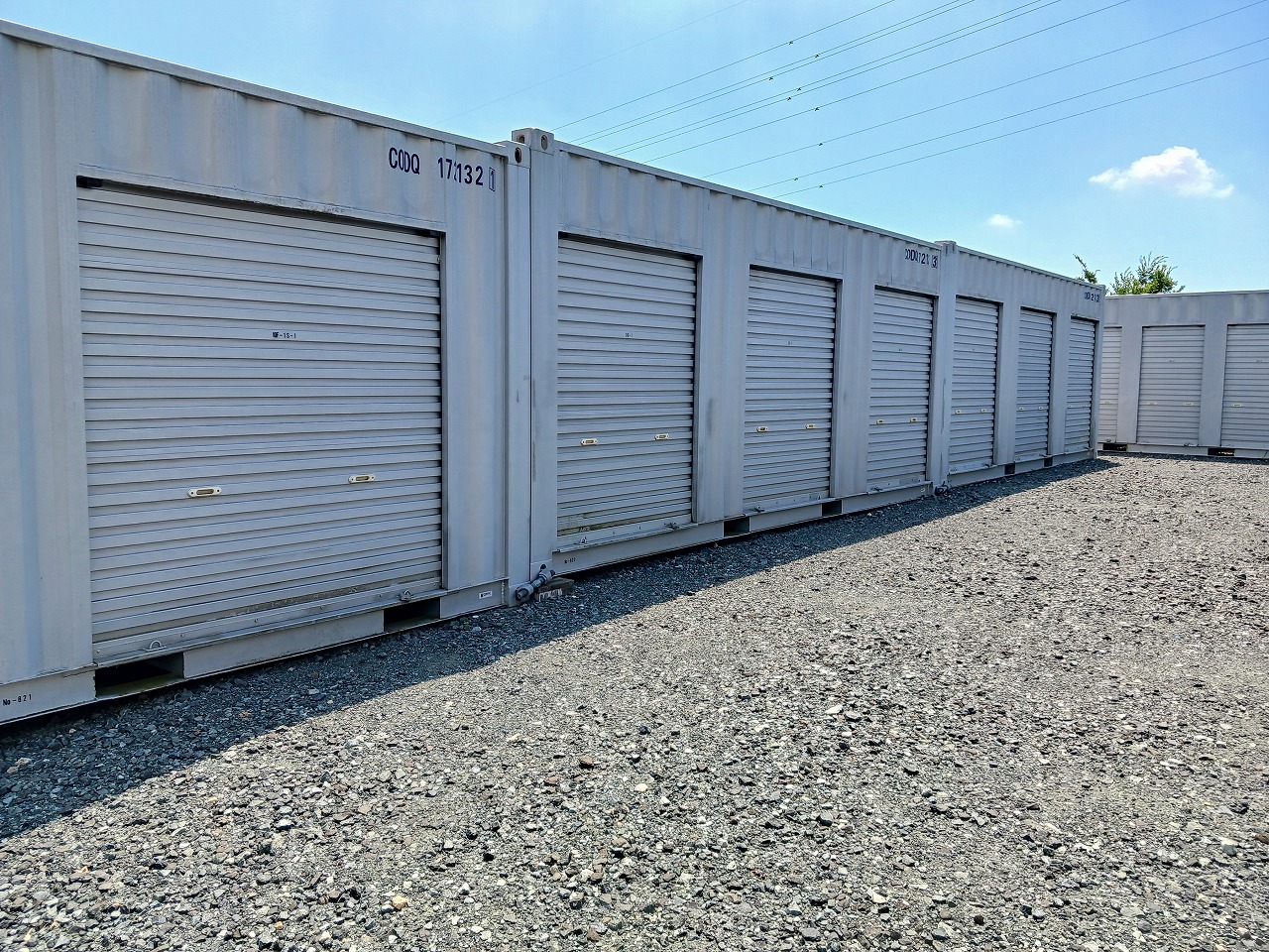 コンテナスクエア 一屋店