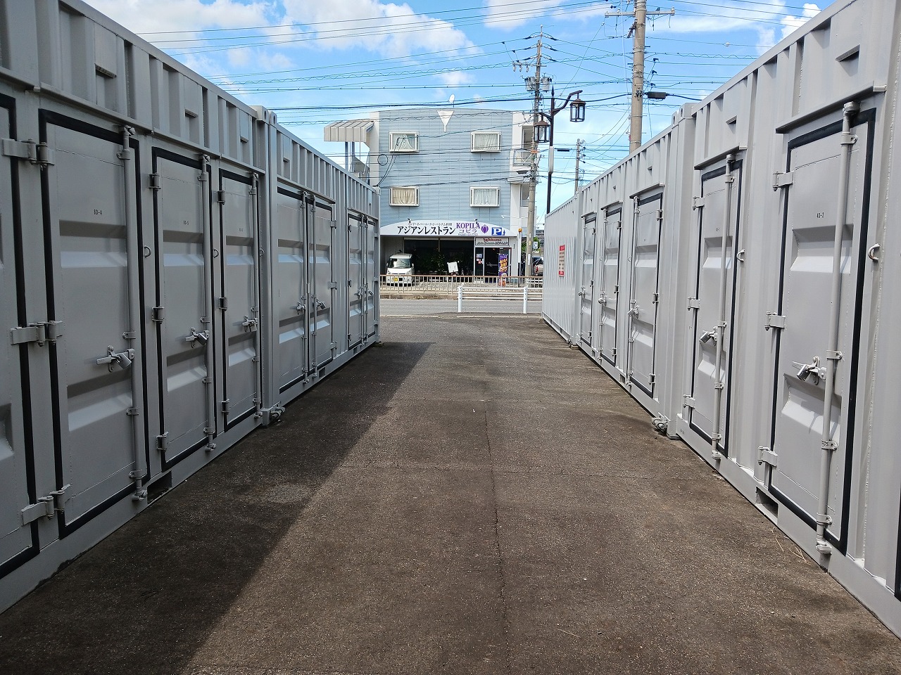 コンテナスクエア 印場店